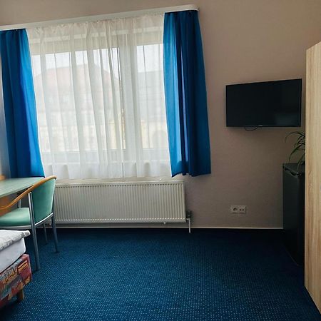 Hotel Km Darmstadt Esterno foto