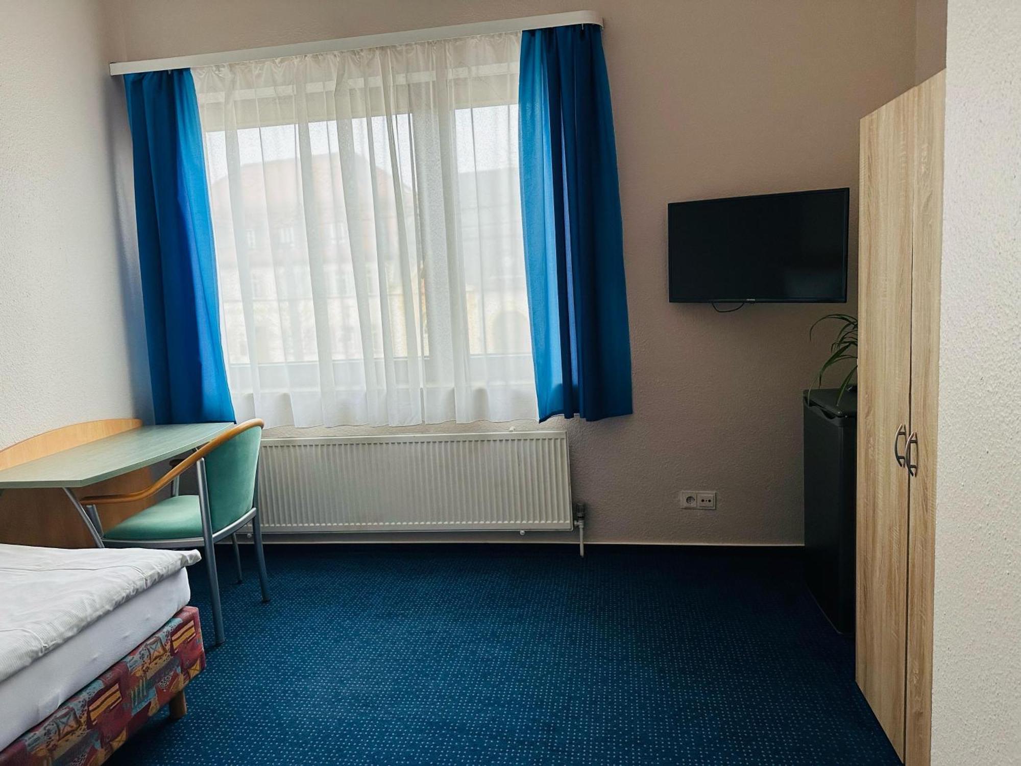 Hotel Km Darmstadt Esterno foto